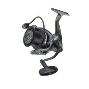 Carrete Akami Stratus 5500